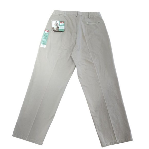 Wrangler Mens Khaki Flat Front Relaxed Fit Wrinkle Resistant Casual Pants 40 32L - Picture 5 of 14